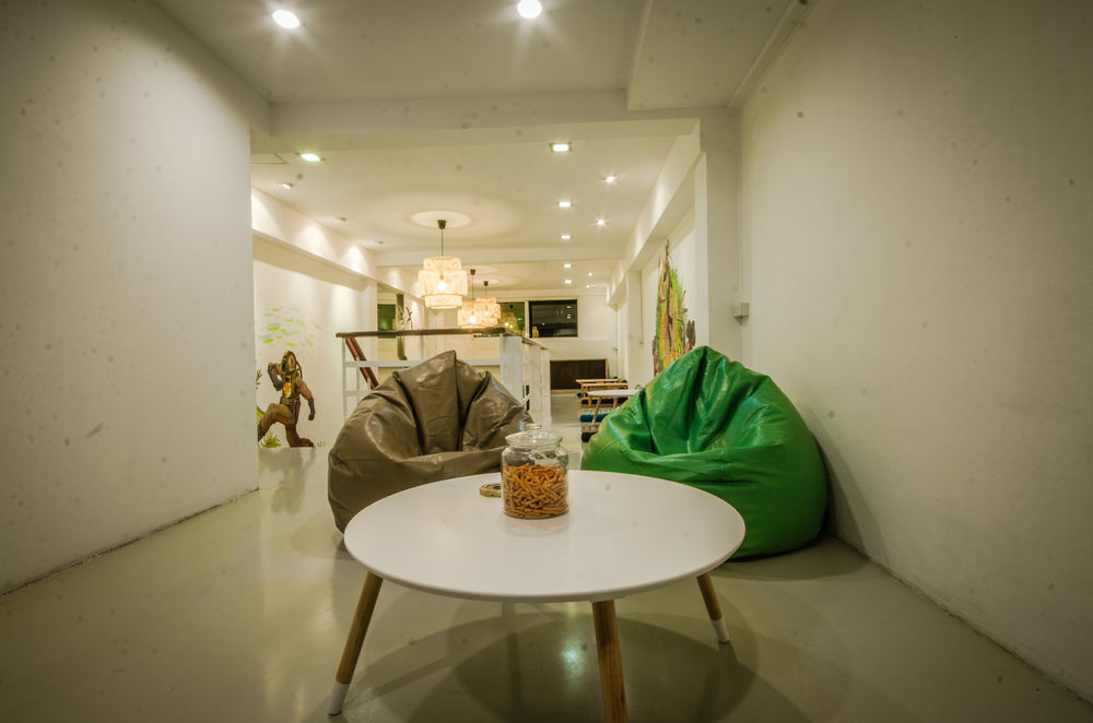 Pier 49 Hostel Бангкок Екстер'єр фото