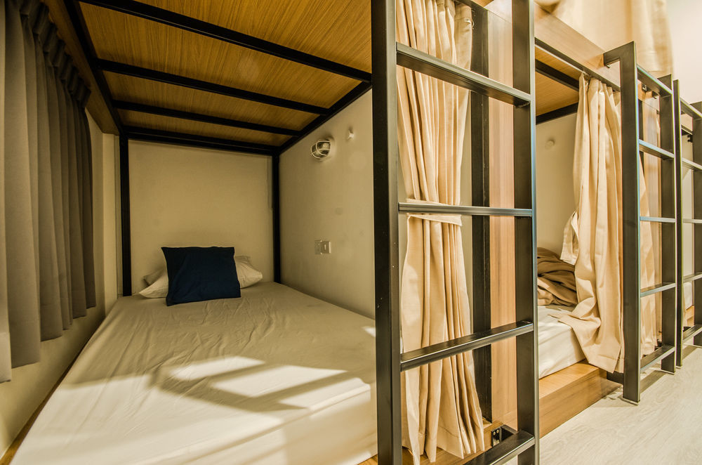 Pier 49 Hostel Бангкок Екстер'єр фото