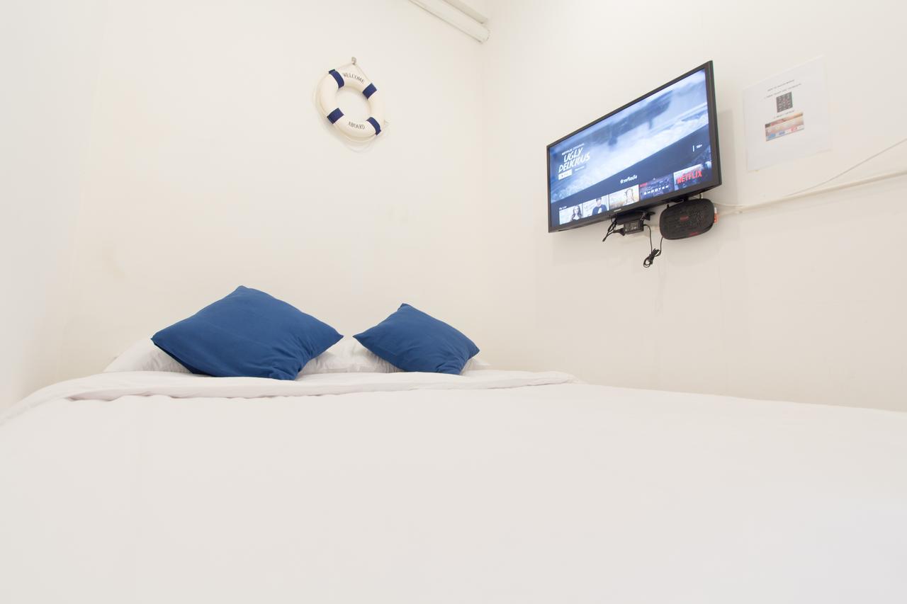 Pier 49 Hostel Бангкок Екстер'єр фото